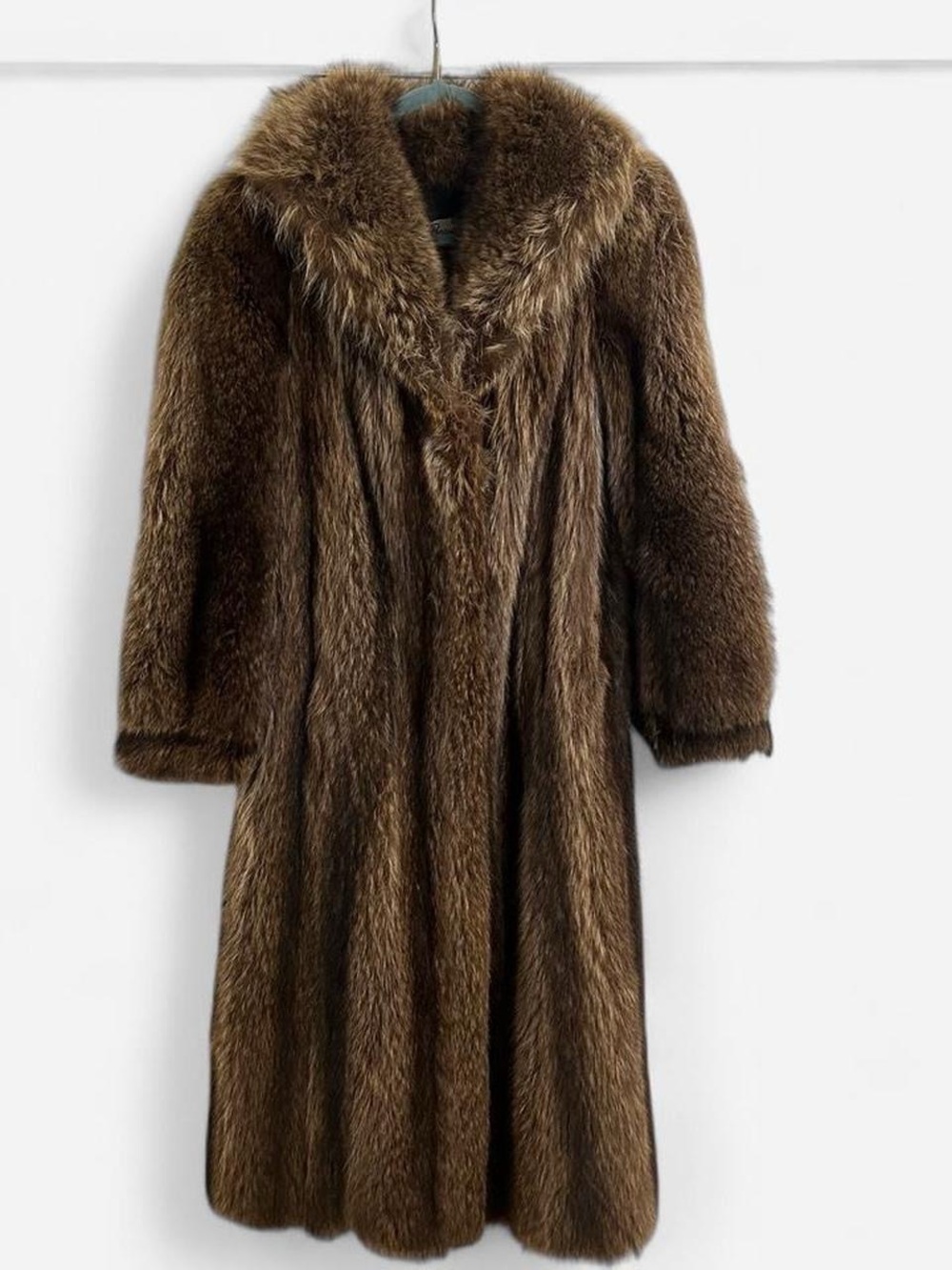 Vintage Long Genuine Fur Coat – 70s Style - Picture 2 of 11